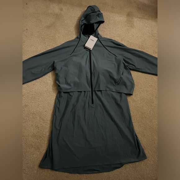 Nike Swimsuit Victory UPF 40 Full-Coverage Tunic Dress Cover-up sz XL NWT $240 - Picture 7 of 10